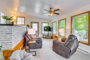 The Shady Cottage Millersburg Getaway with Deck